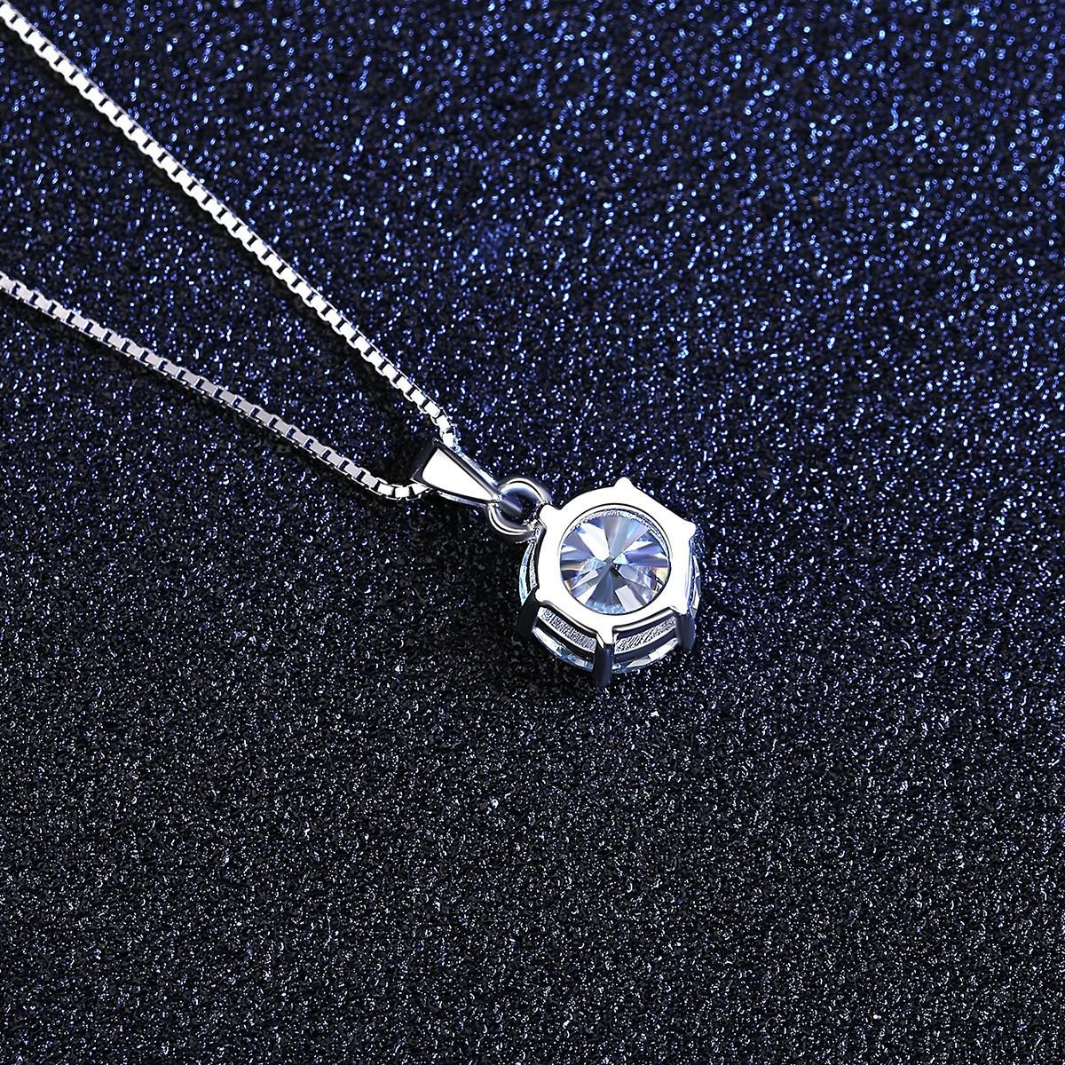 Fashion Six Prong Moissanite Pendant Necklace - Getmgirlzworld Shop