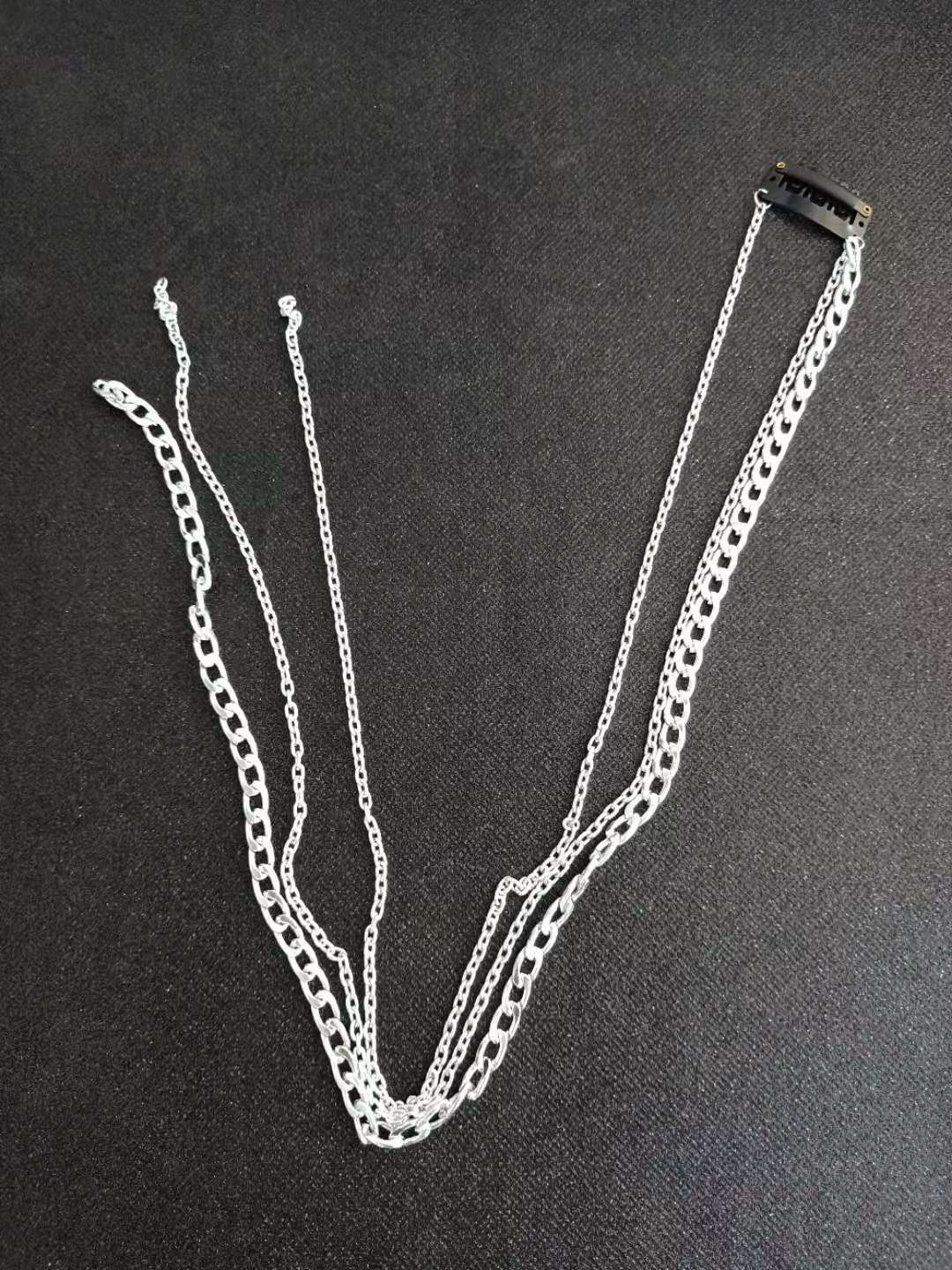 Silver-plated tassel hair chain wig extension with clip.